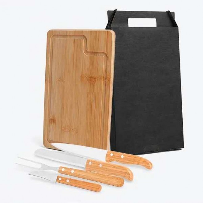 Kit para Churrasco em Bambu com Tábua e Facas Legumes, Pão Personalizado